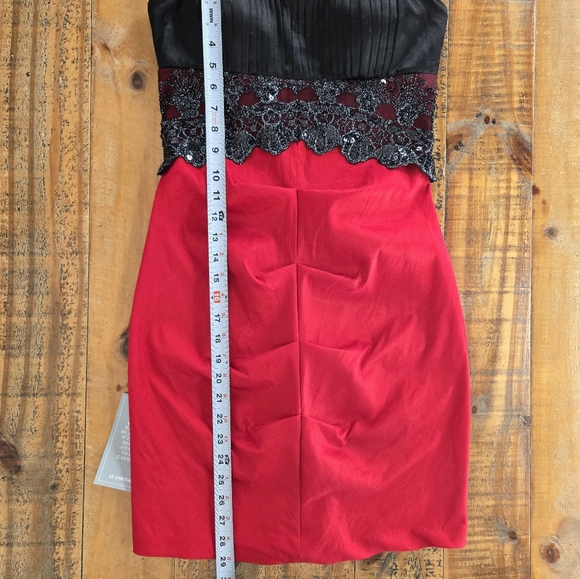 ⚫️LE CHATEAU dress - Picture 15 of 16